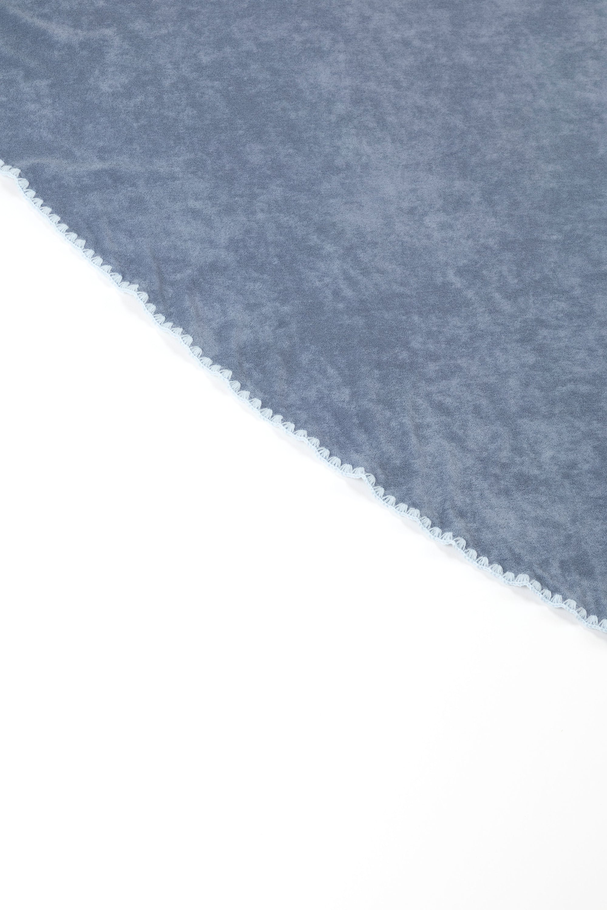 Beach Towel / Throw with Shell Edge Stitch (Blue x Blue)