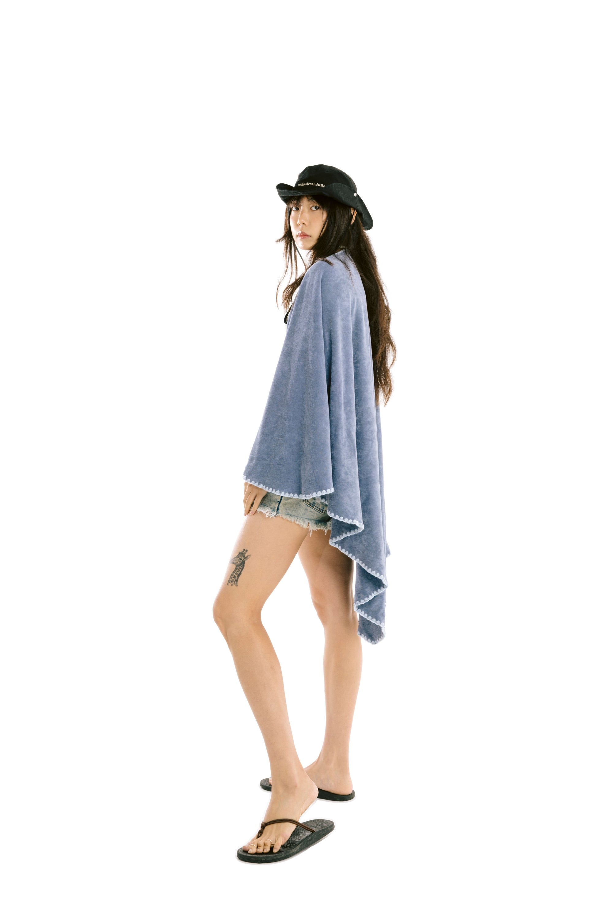 Beach Towel / Throw with Shell Edge Stitch (Blue x Blue)