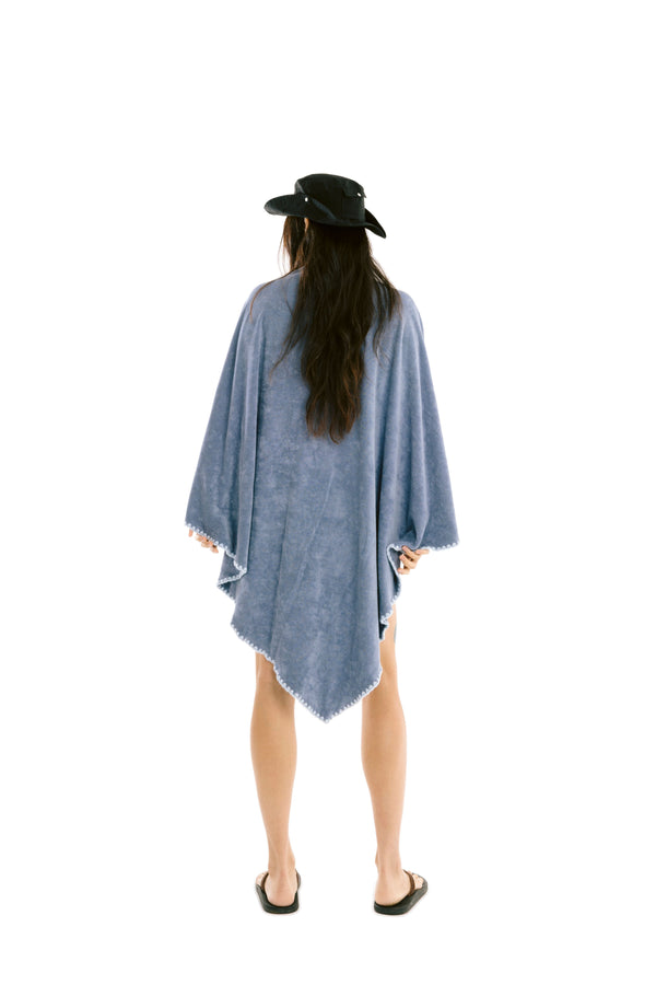 Beach Towel / Throw with Shell Edge Stitch (Blue x Blue)