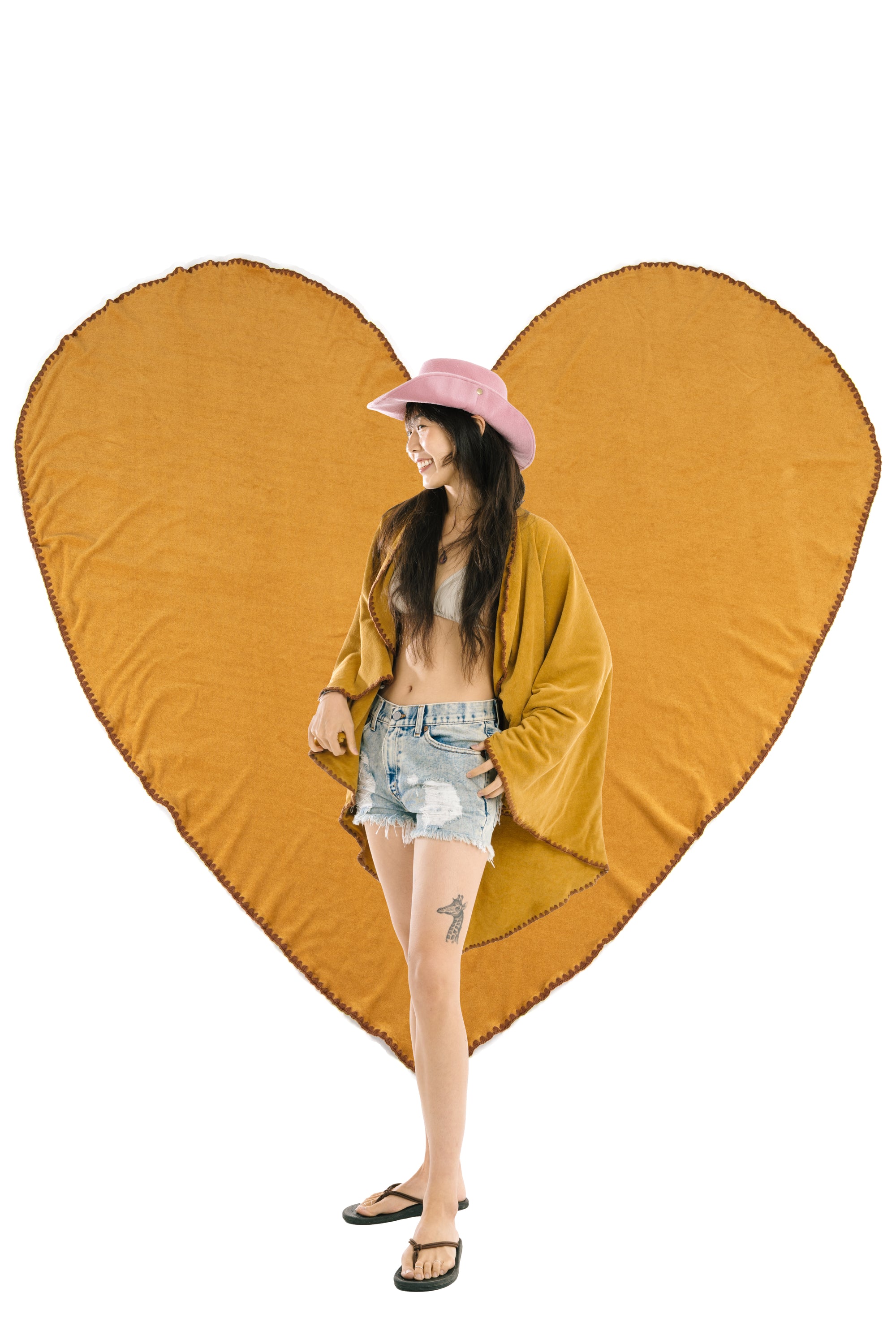 Beach Towel / Throw with Shell Edge Stitch (Earth)