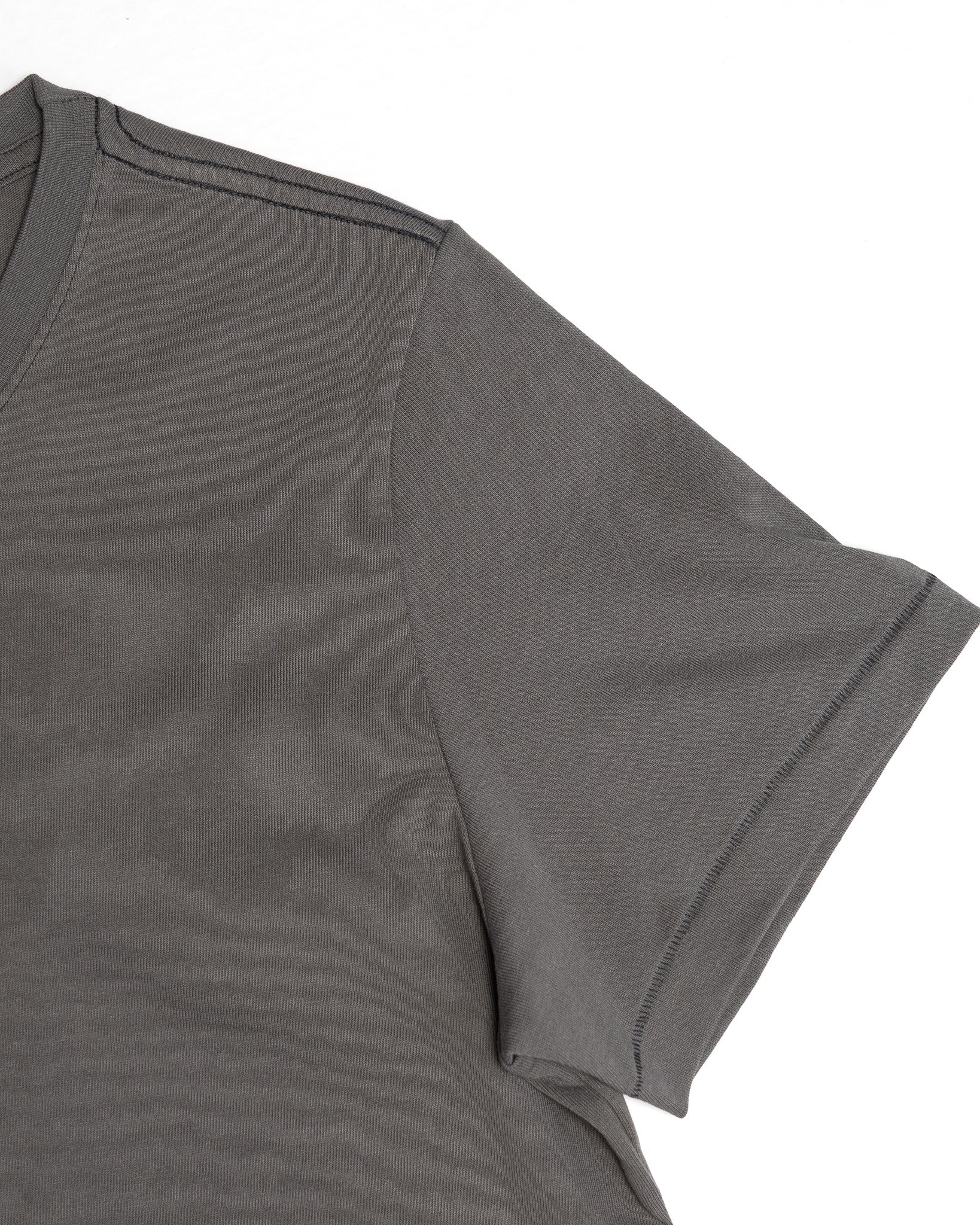 Organic Cotton Flowerchild Tee - Men's Boxy Fit (Charcoal)
