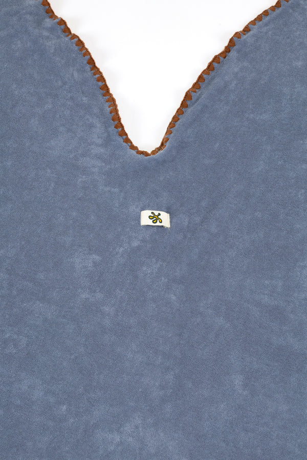 Beach Towel / Throw with Shell Edge Stitch (Blue x Brown)